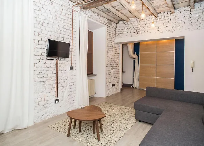 Living Milan - Via Brera 23